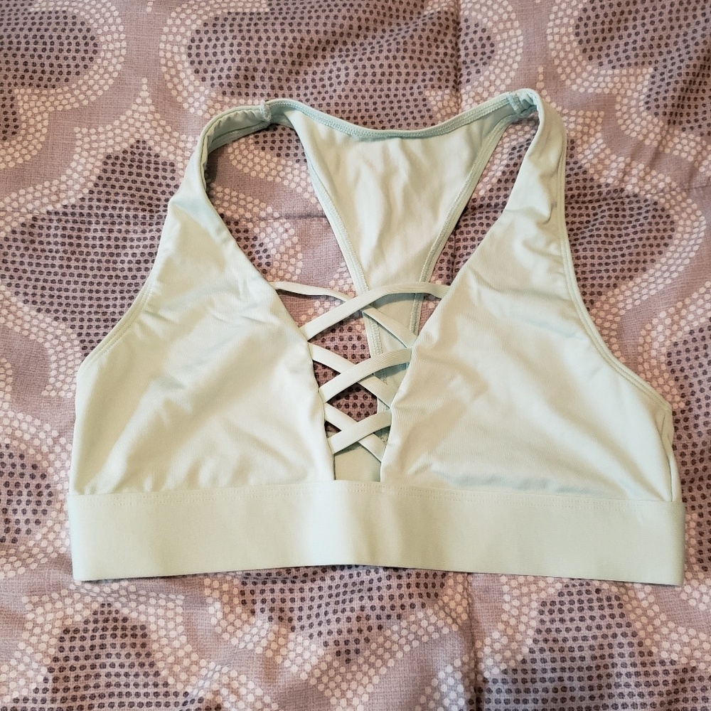 PINK Ultimate Strappy Sports Bra